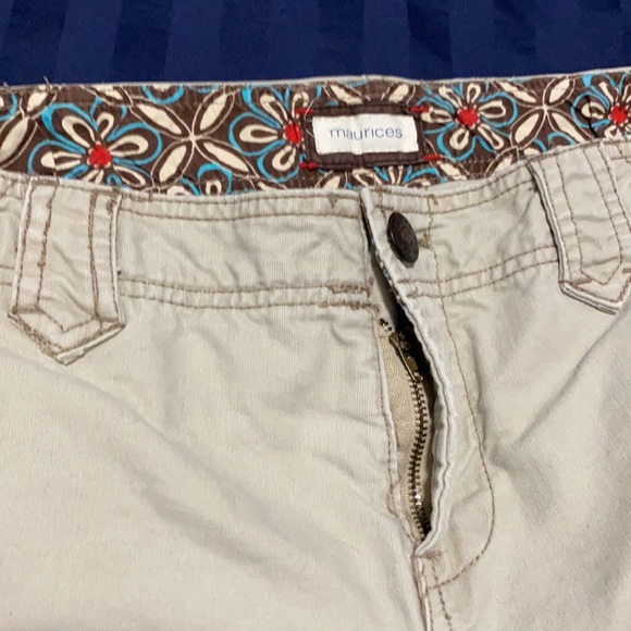 Maurice’s Capri pants, size 15/16 (juniors) - Picture 9 of 9